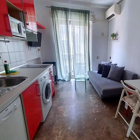 Apartamentos Econostay Fuencarral Мадрид Экстерьер фото