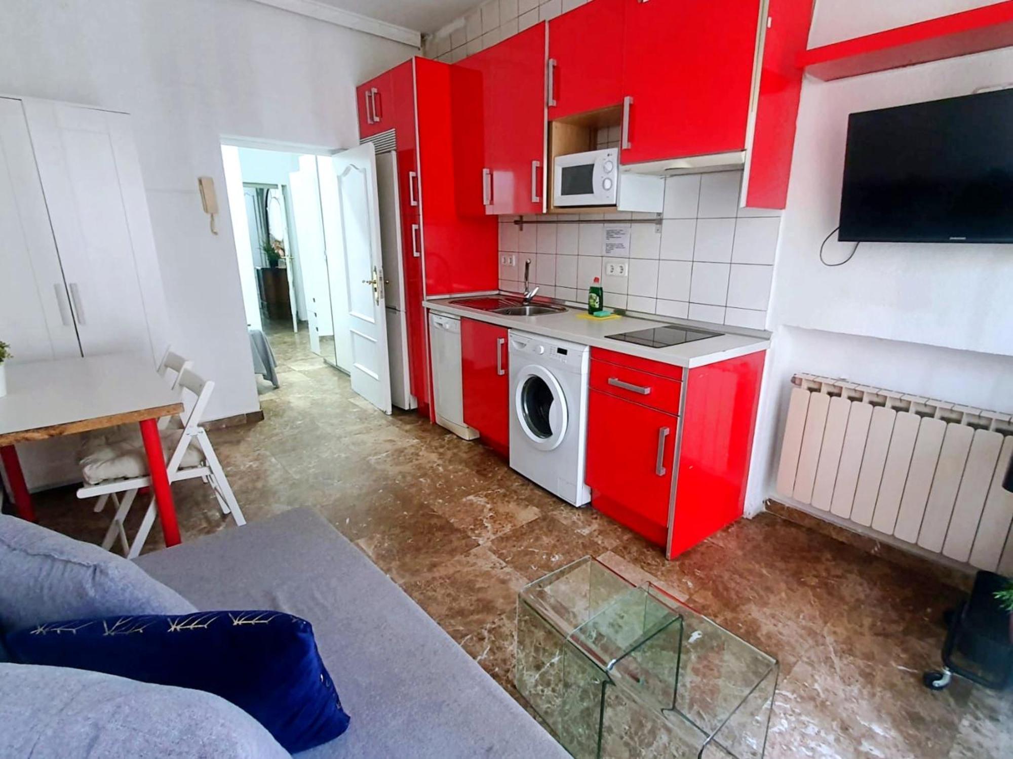 Apartamentos Econostay Fuencarral Мадрид Экстерьер фото